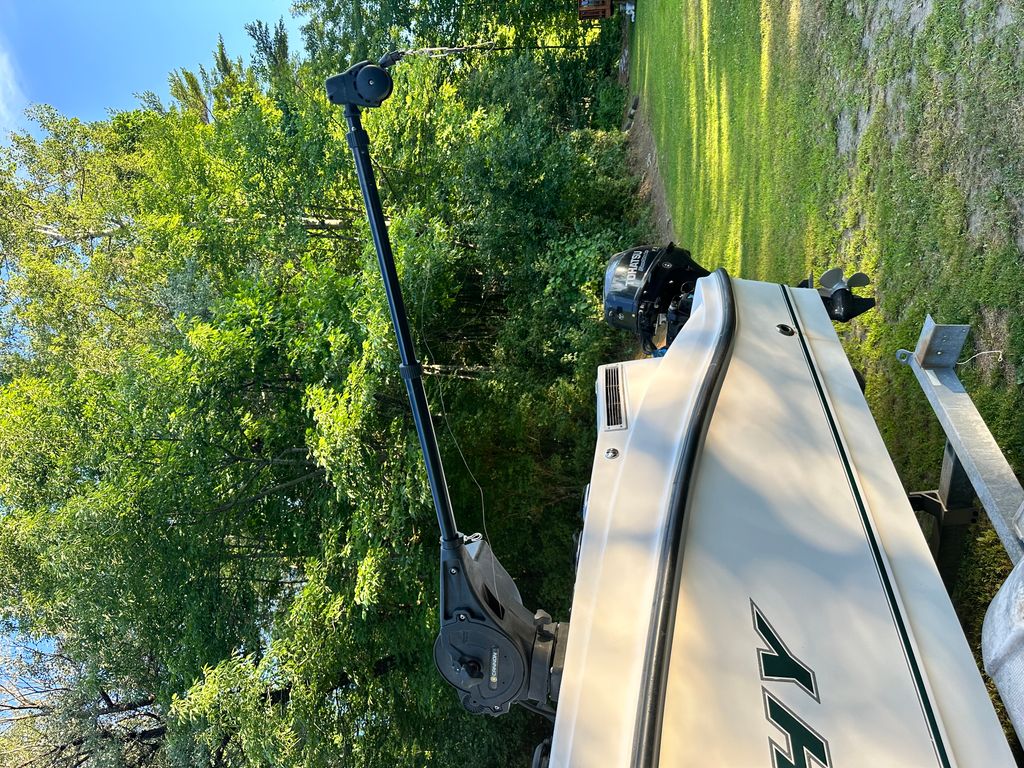 ベイ 2005 Bayliner Trophy 190 - National Vehicle