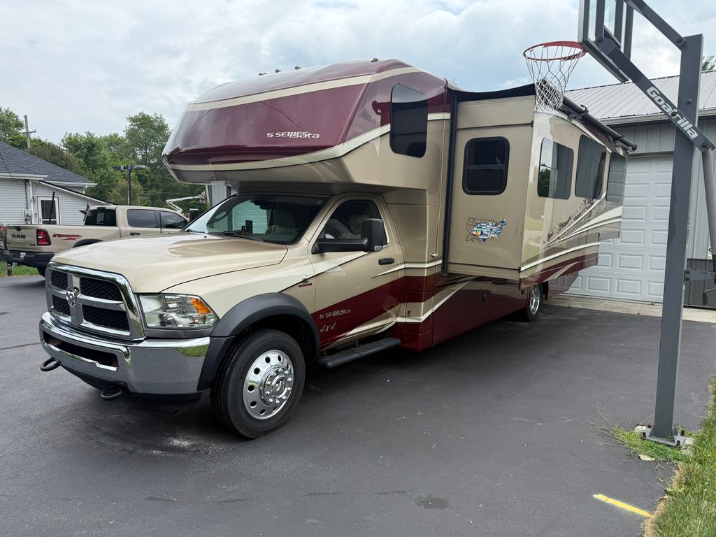 2020 Dynamax Isata 5 30FW - National Vehicle