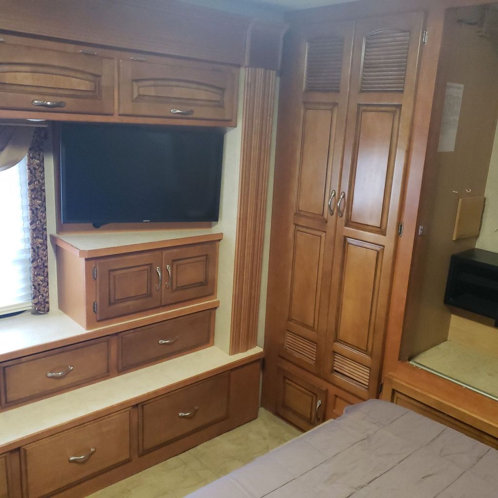 2008 Newmar Kountry Star 3910 - National Vehicle