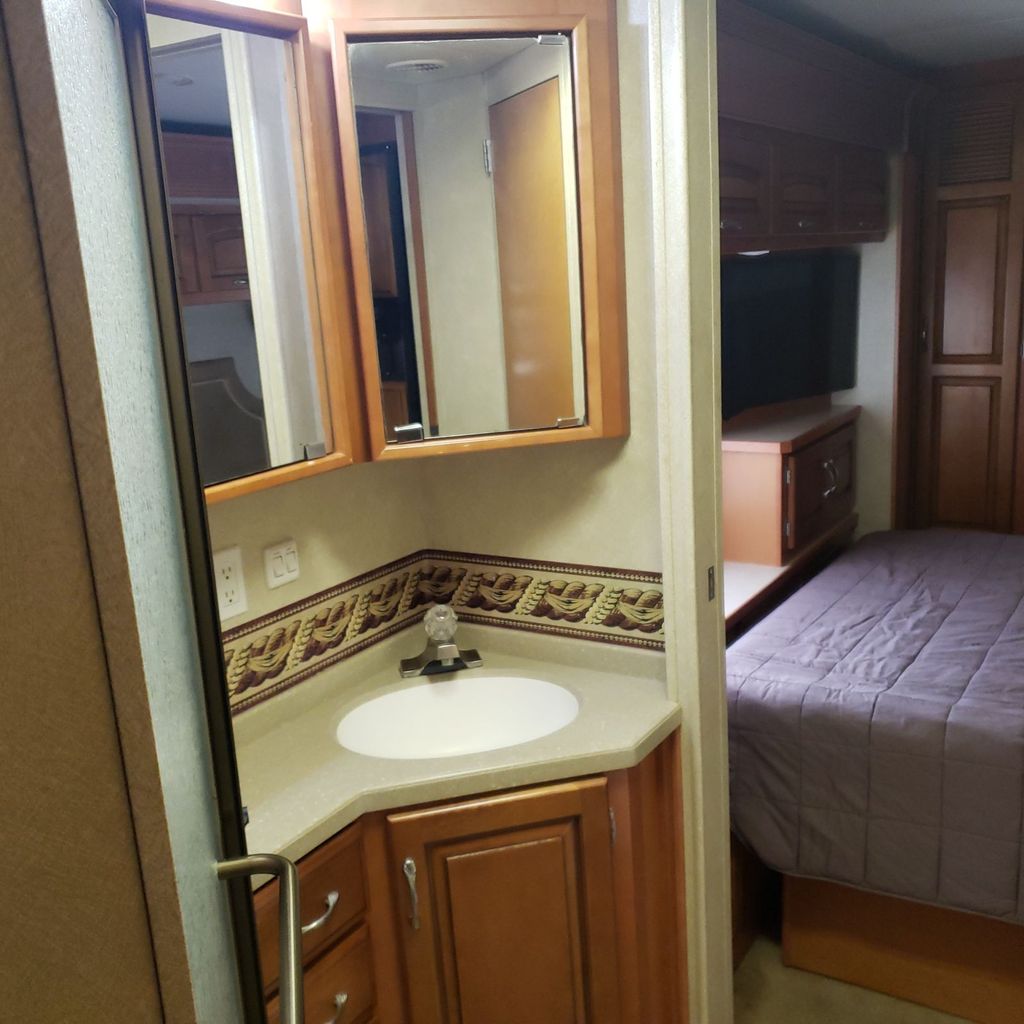 2008 Newmar Kountry Star 3910 - National Vehicle