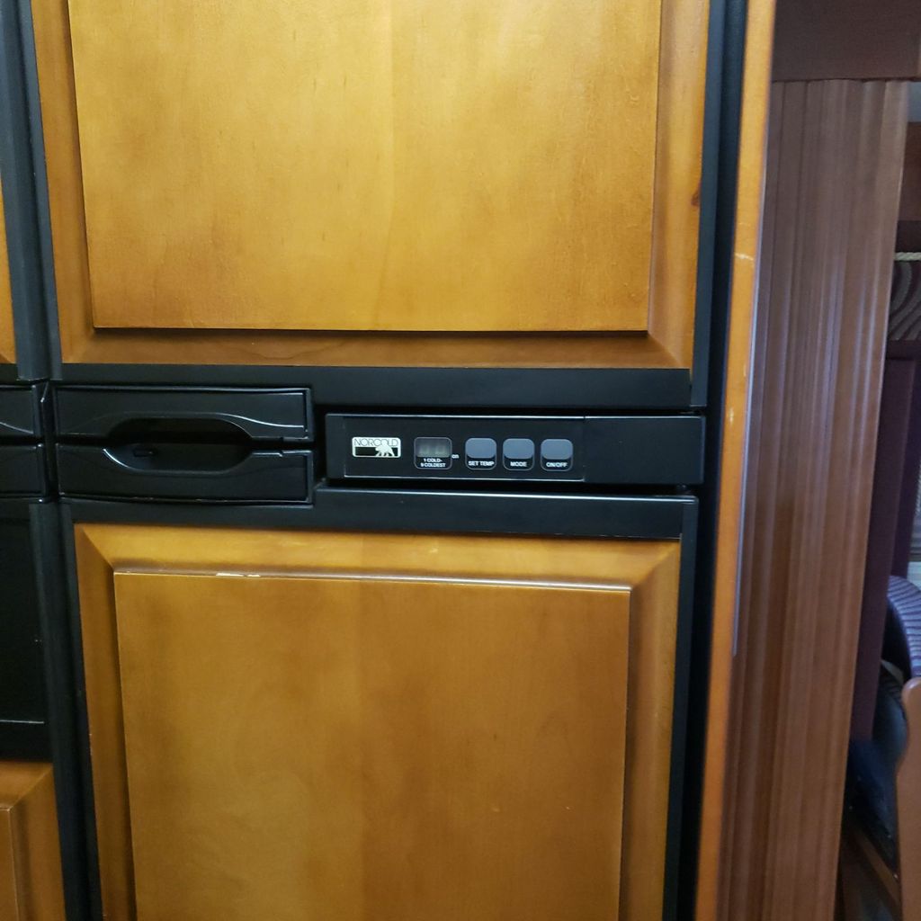 2008 Newmar Kountry Star 3910 - National Vehicle