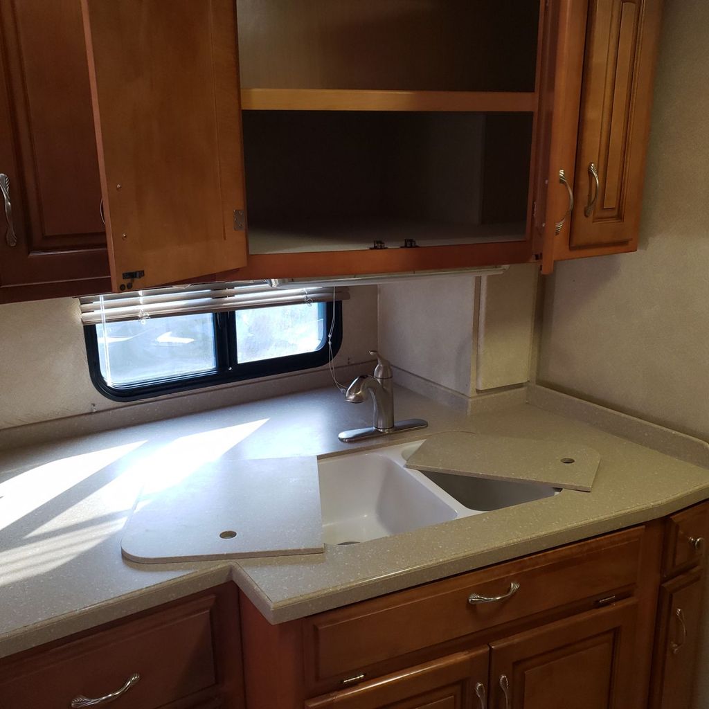 2008 Newmar Kountry Star 3910 - National Vehicle