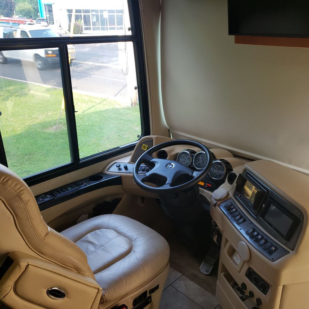 2008 Newmar Kountry Star 3910 - National Vehicle