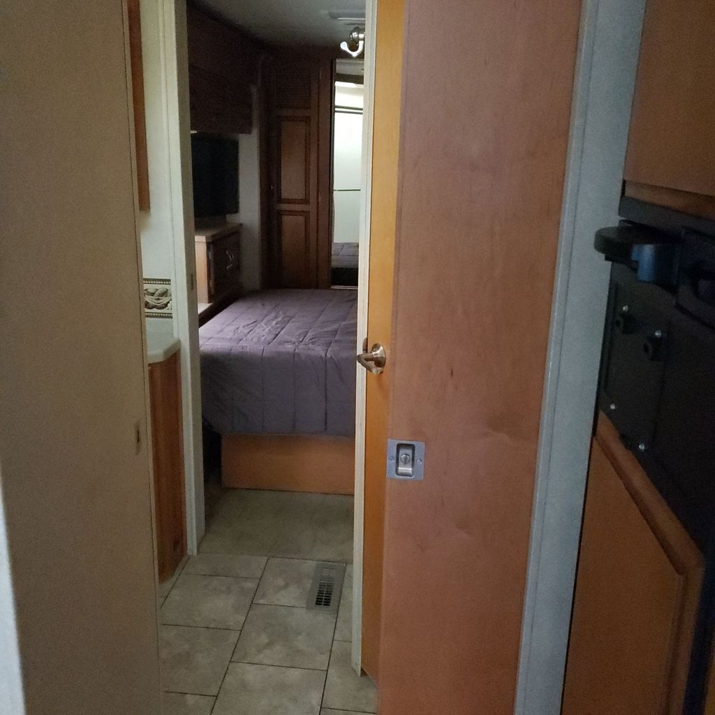 2008 Newmar Kountry Star 3910 - National Vehicle