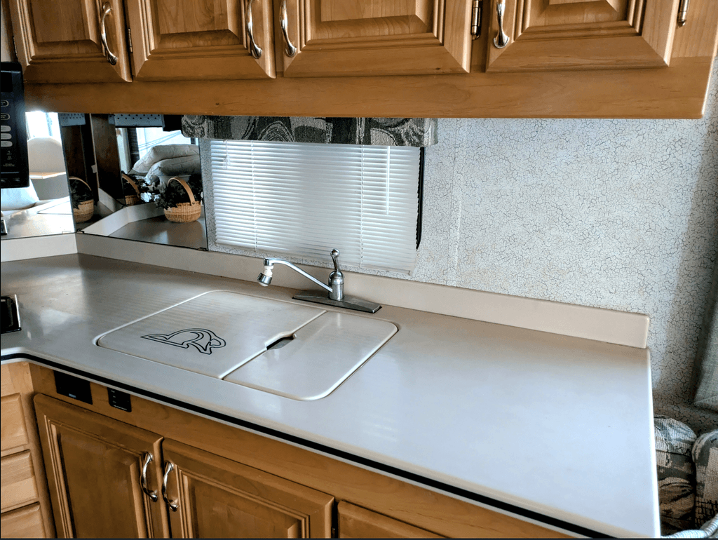 2000 Beaver Monterey Seacliff - National Vehicle