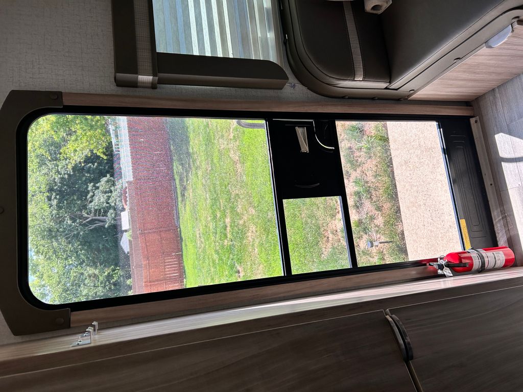2022 Winnebago Micro Minnie 2225RL - National Vehicle