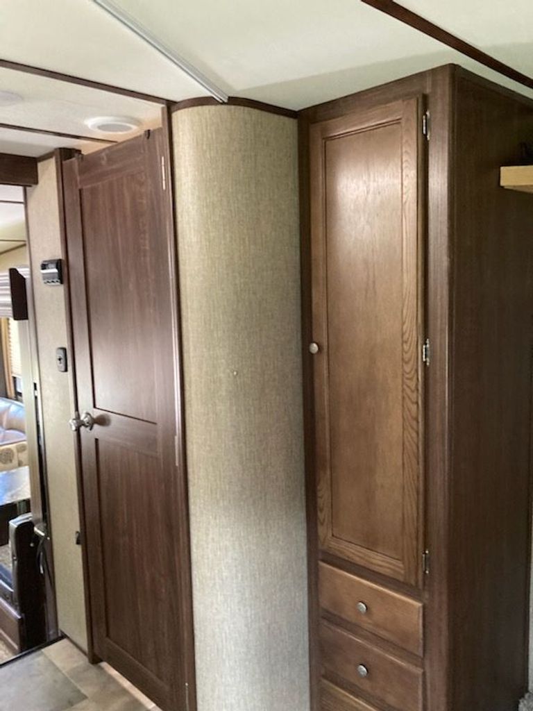 2016 Keystone Sprinter 252FWRLS - National Vehicle