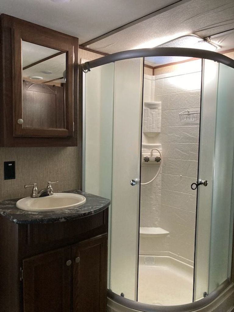 2016 Keystone Sprinter 252FWRLS - National Vehicle