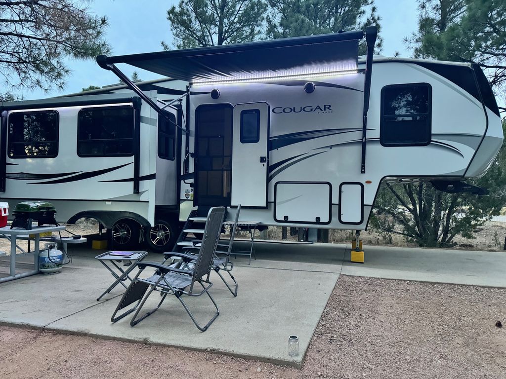 Buy an RV - National Vehicle