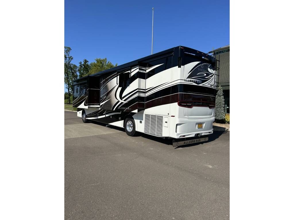 2019 Tiffin Motorhomes Allegro Bus 40AP - National Vehicle
