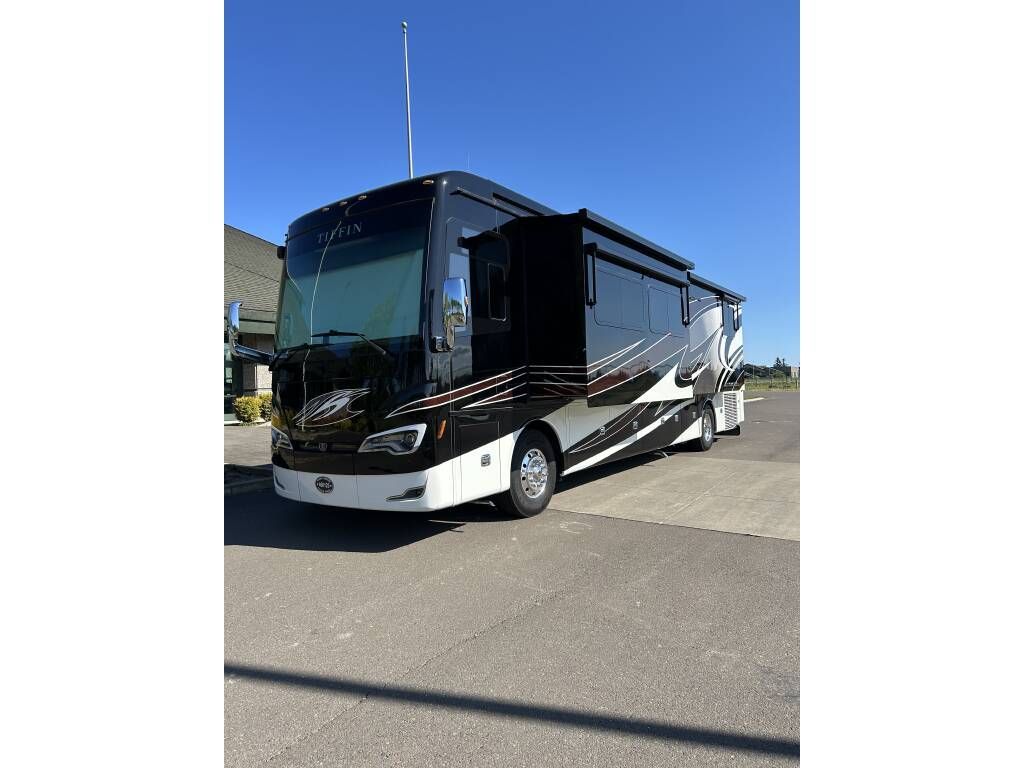 2019 Tiffin Motorhomes Allegro Bus 40AP - National Vehicle