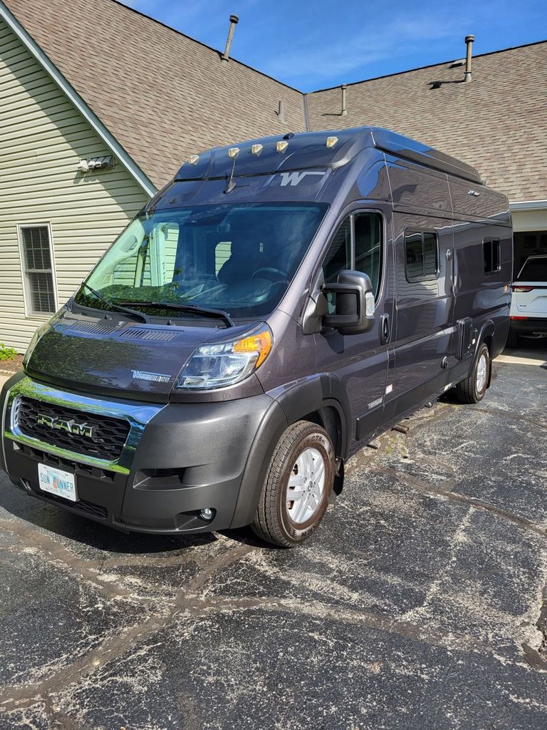 Buy an RV - National Vehicle