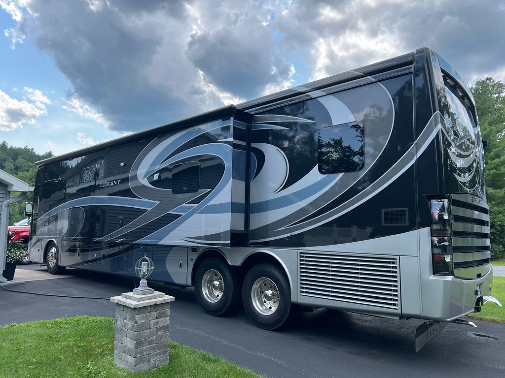 2019 Thor Motor Coach Tuscany 45MX - National Vehicle