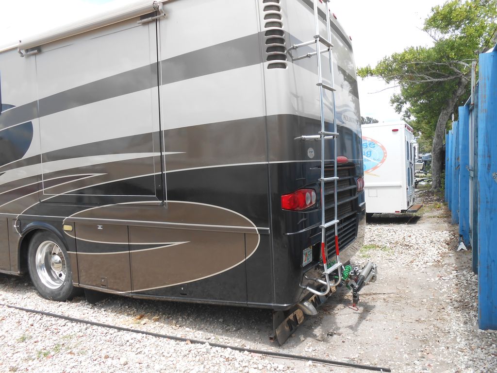 2005 Newmar Kountry Star 3910 - National Vehicle