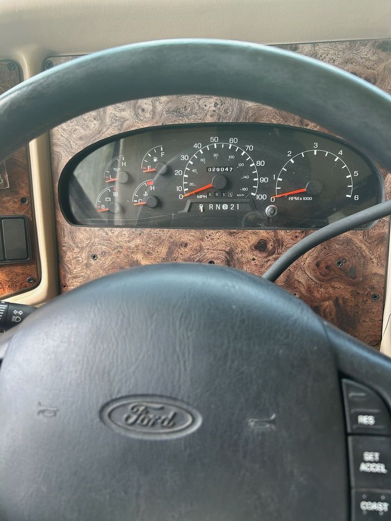 ユウ 2000 Coachmen Mirada 300QB - National Vehicle