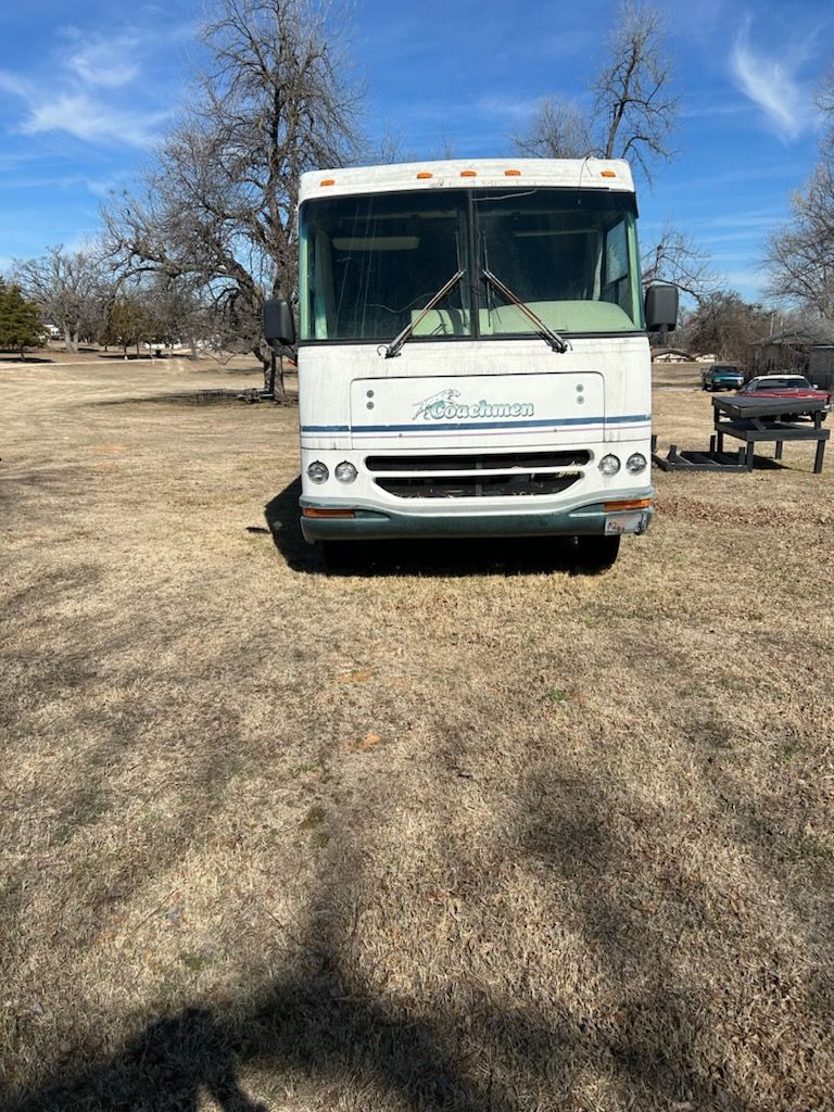 ユウ 2000 Coachmen Mirada 300QB - National Vehicle