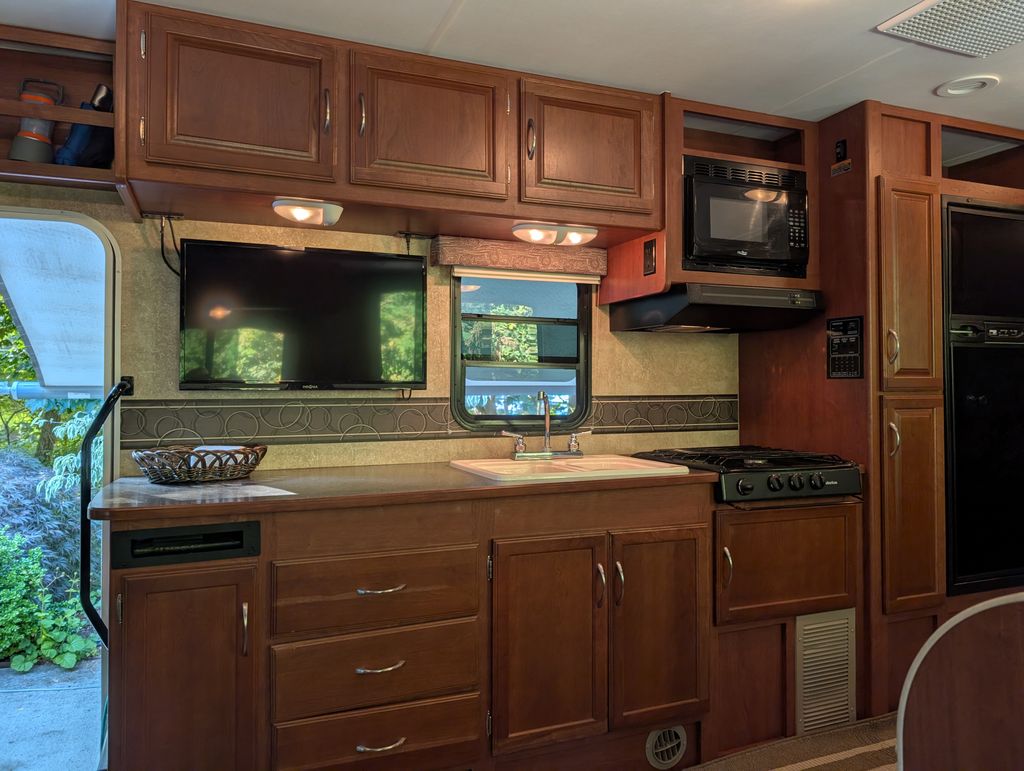 2015 Itasca Spirit 31K - National Vehicle