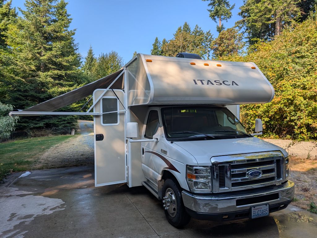 2015 Itasca Spirit 31K - National Vehicle