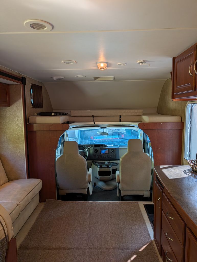 2015 Itasca Spirit 31K - National Vehicle