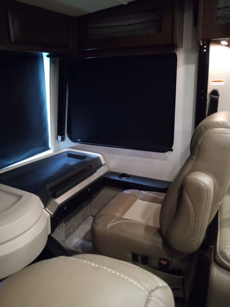 2021 Holiday Rambler Invicta 33HB - National Vehicle