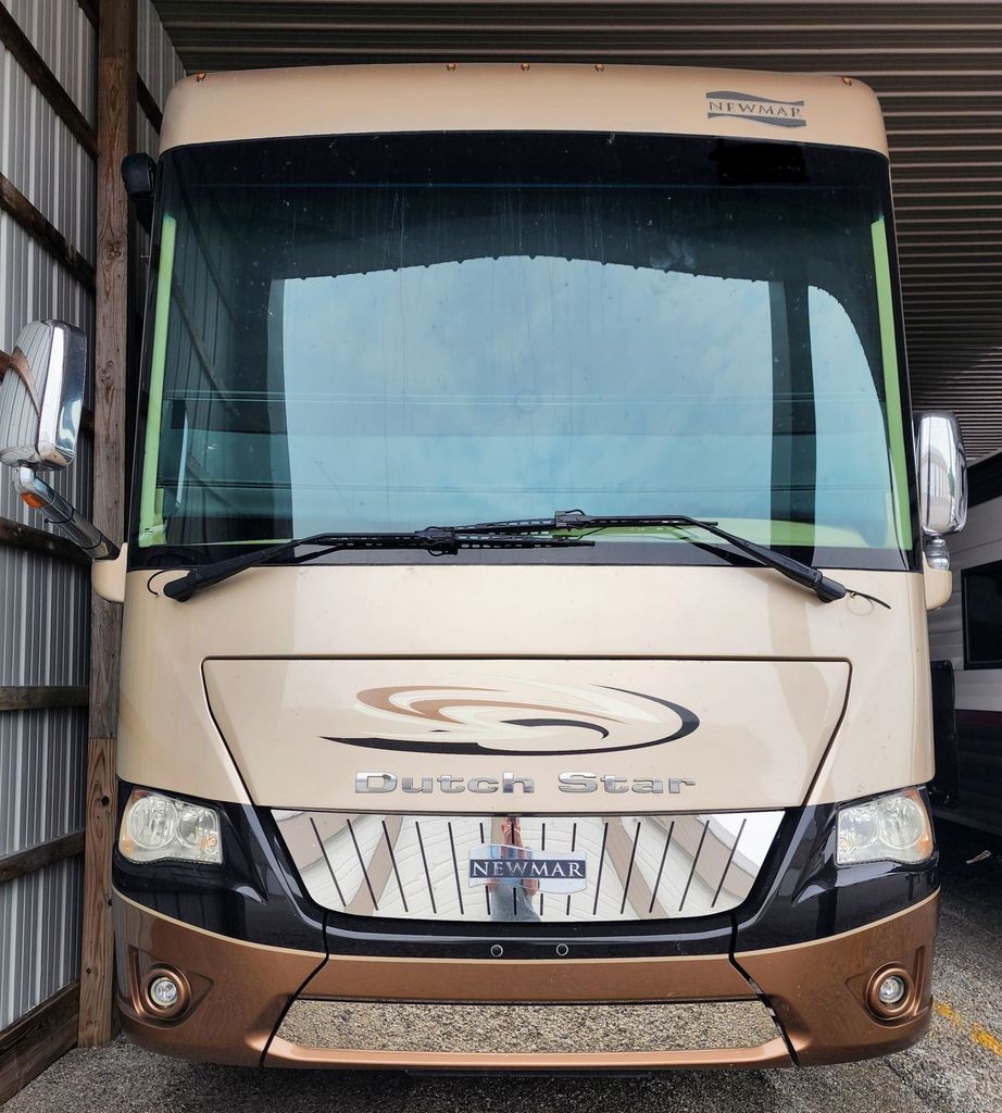 2016 Newmar Dutch Star 4369 - National Vehicle