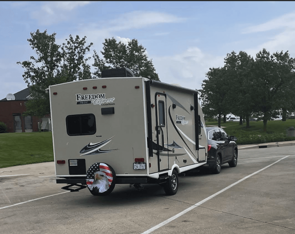 2018 Coachmen Freedom Express Pilot 19RKS - National Vehicle