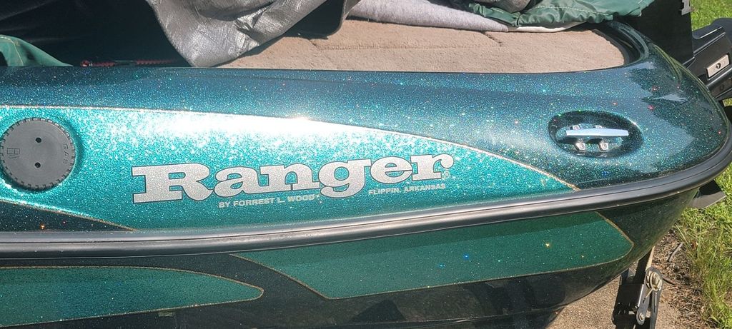 1998 Ranger R61 - National Vehicle
