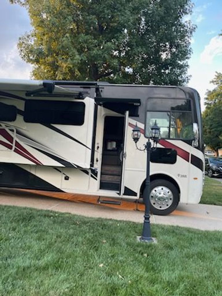 2022 Thor Motor Coach Windsport 34R - National Vehicle