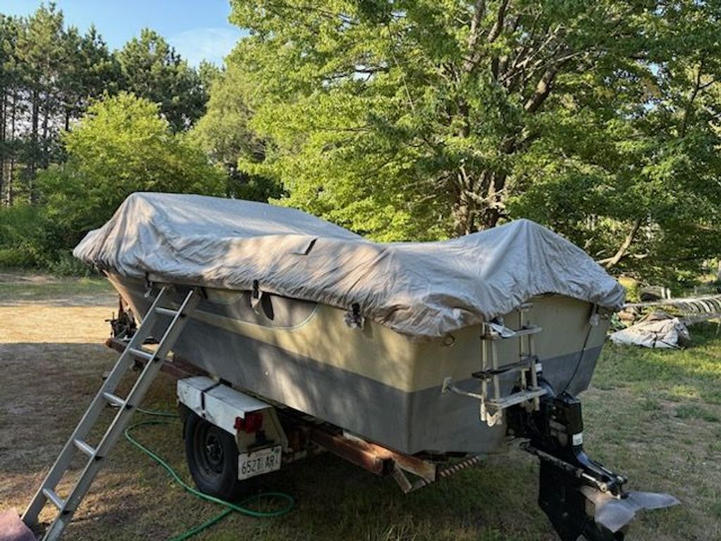 1979 Starcraft Queststar 20 - National Vehicle