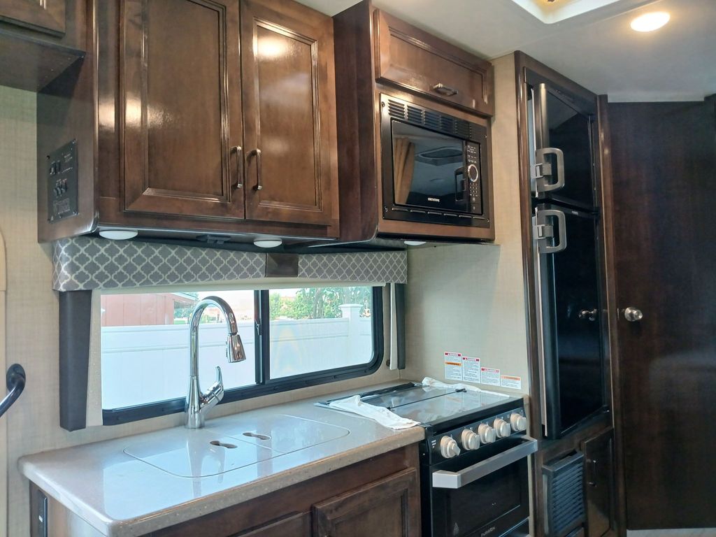 2020 Thor Motor Coach Quantum 22GR - National Vehicle