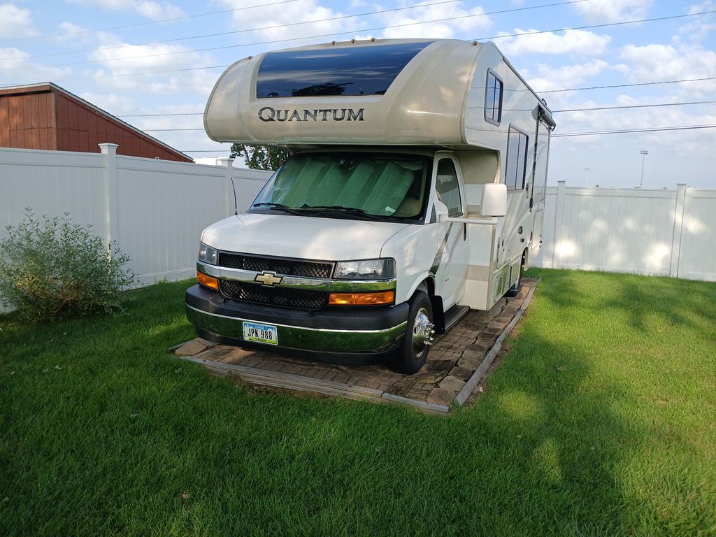a  2020 Thor Motor Coach Quantum 22GR - National Vehicle