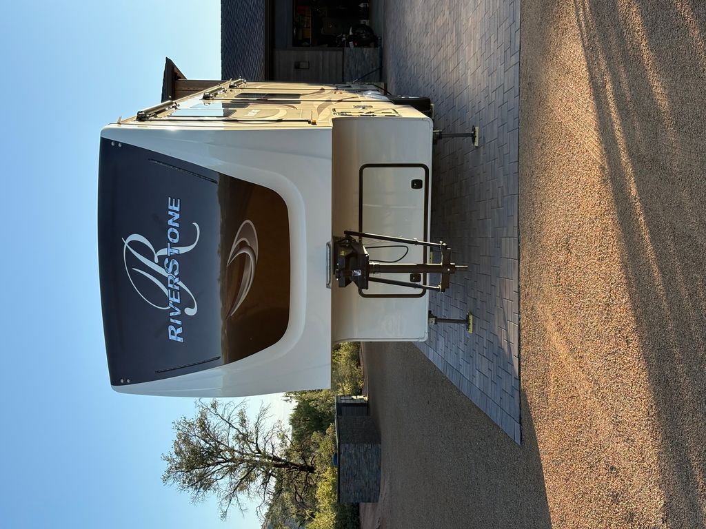 2019 Forest River Riverstone 39FK - National Vehicle