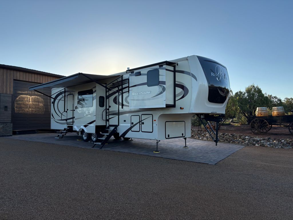 2019 Forest River Riverstone 39FK - National Vehicle