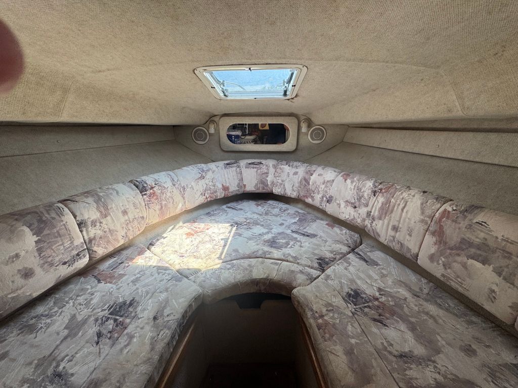 1998 Sea Ray 270 Sundancer SE - National Vehicle