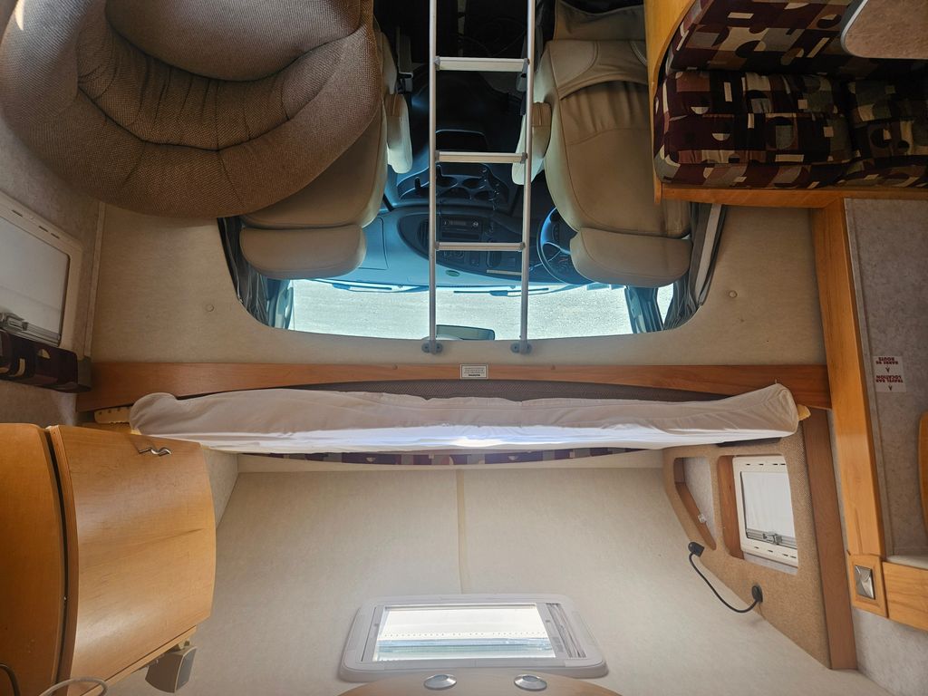 2007 Gulf Stream Vista Cruiser 4270 - National Vehicle
