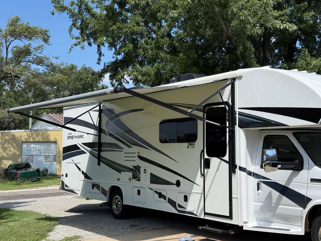 トゥー 2022 Jayco Greyhawk 29MV - National Vehicle