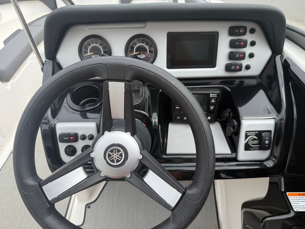 2022 Yamaha AR210 - National Vehicle