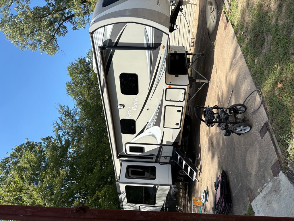 2021 Highland Ridge Mesa Ridge 284RLS - National Vehicle