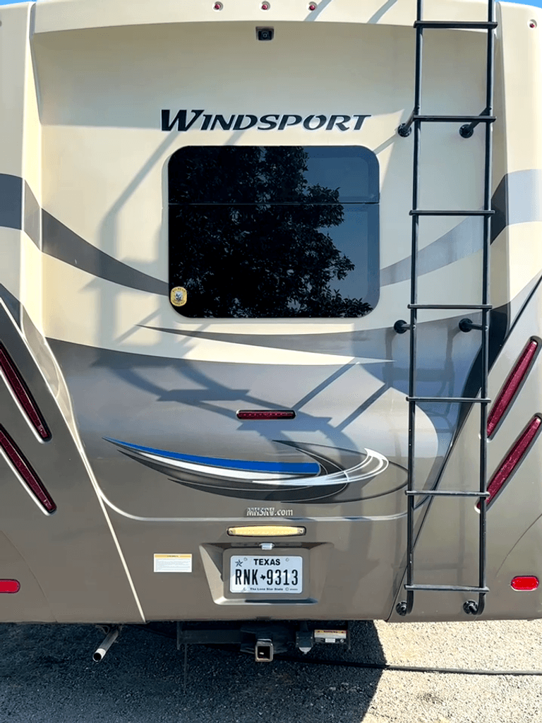 2018 Thor Motor Coach Windsport 29M - National Vehicle
