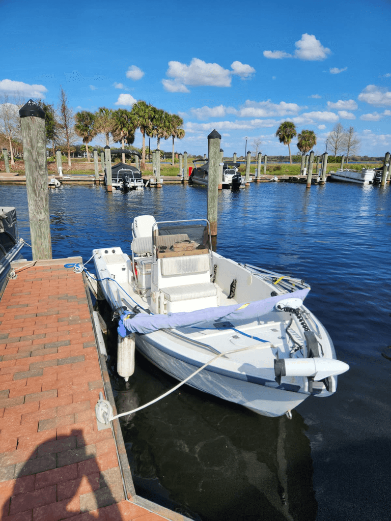 2000 Key West 1720 Center Console - National Vehicle