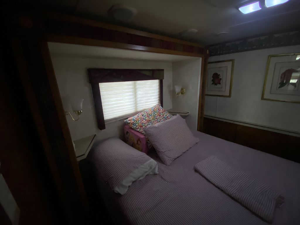 2001 Monaco La Palma 32PBD - National Vehicle