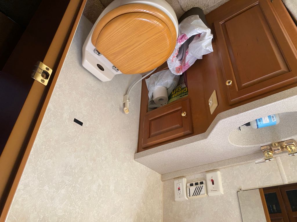 2001 Monaco La Palma 32PBD - National Vehicle