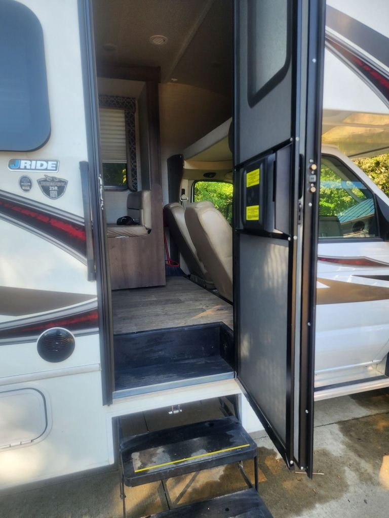 2018 Jayco Redhawk 25R - National Vehicle