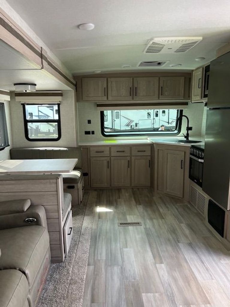 Rockwood 2608bs Dual Entry