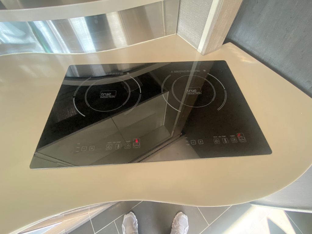 2019 Winnebago Horizon 42Q - National Vehicle