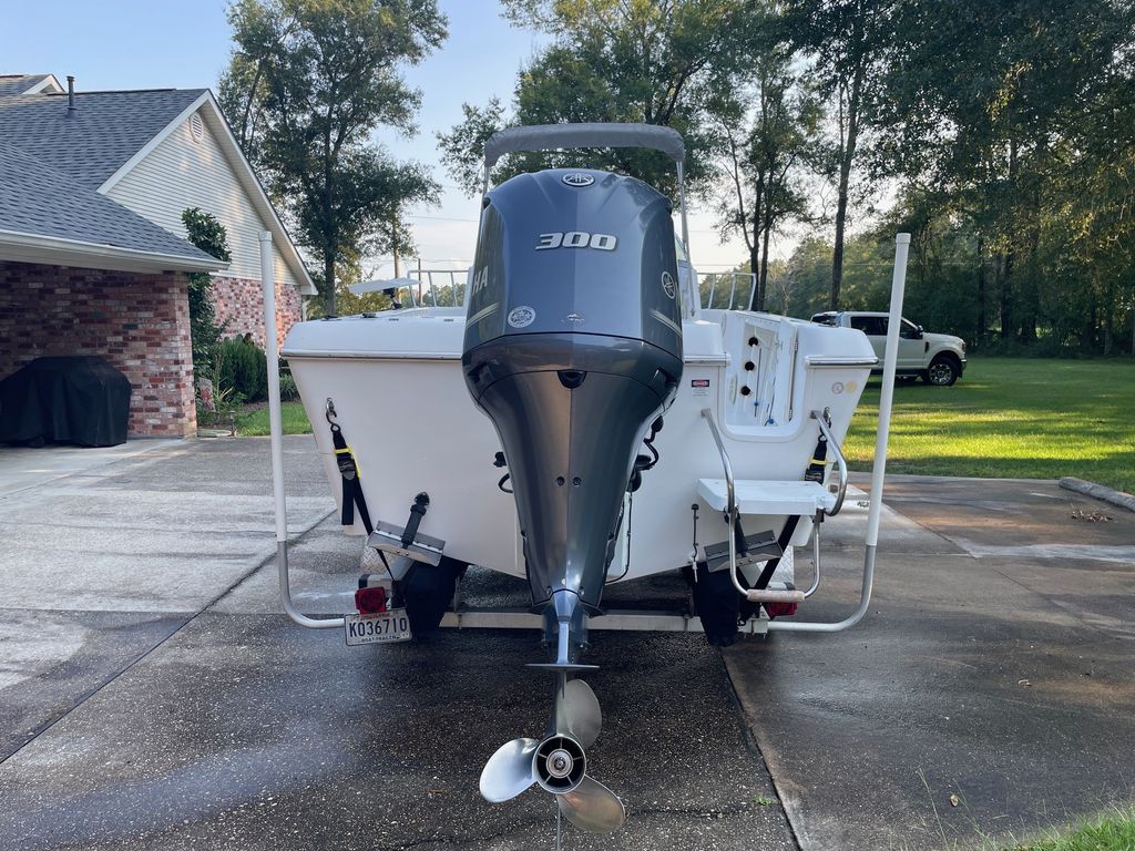 1999 Pro-Line Walkaround 241 - National Vehicle