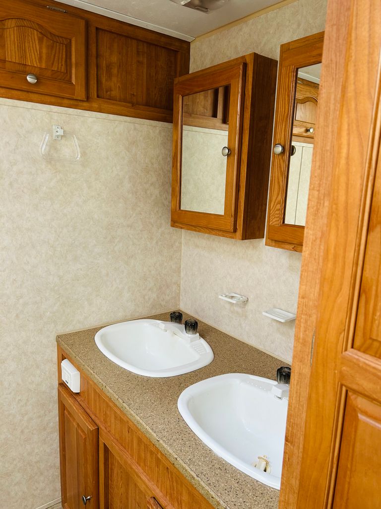 2007 Forest River Rockwood Ultra Lite 2607 - National Vehicle