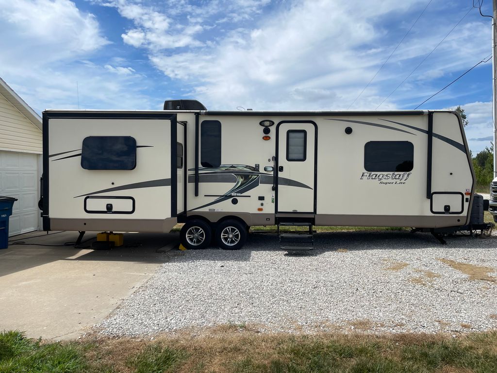 2016 Forest River Flagstaff Super Lite 27RLWS - National Vehicle
