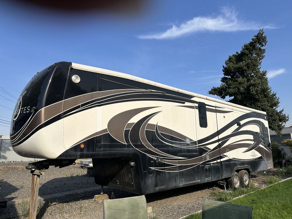 2015 DRV Mobile Suites 38RSB3 - National Vehicle