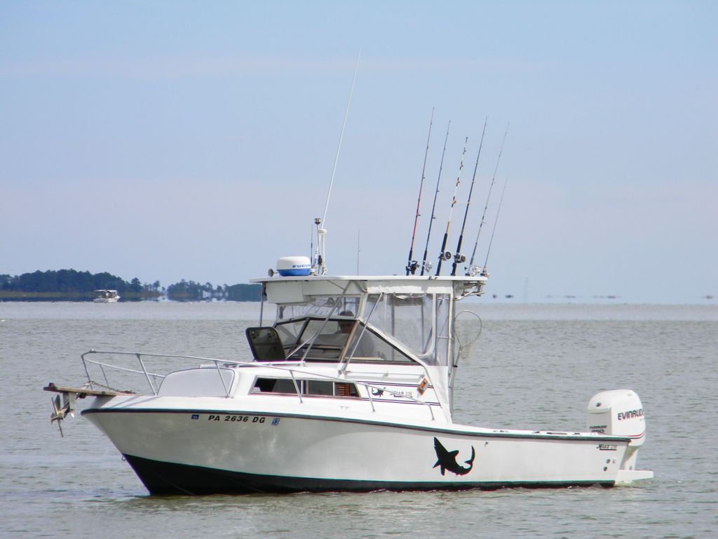 1981 Mako 238 WA - National Vehicle
